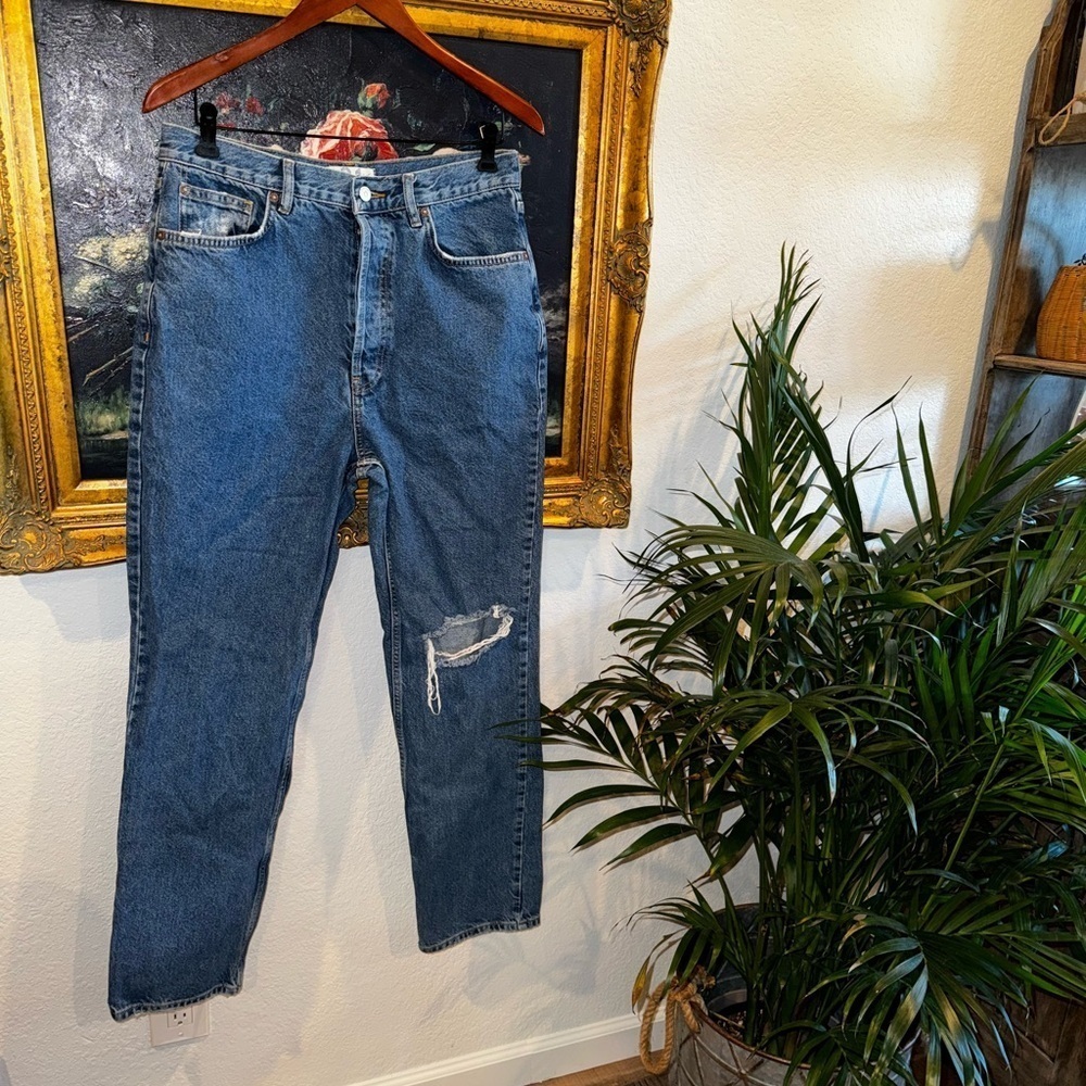 We the Free FP Medium Wash Distressed High Waist Straight Leg Casual Jeans 31